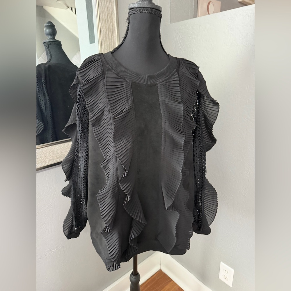 Alice Blue Pleated Ruffle Crochet Detail Black Sweater Size 1X.